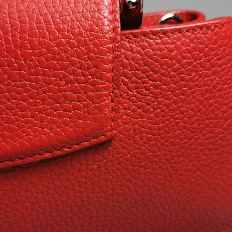 Louis Vuitton Capucines MM two-way bag Red Calfskin