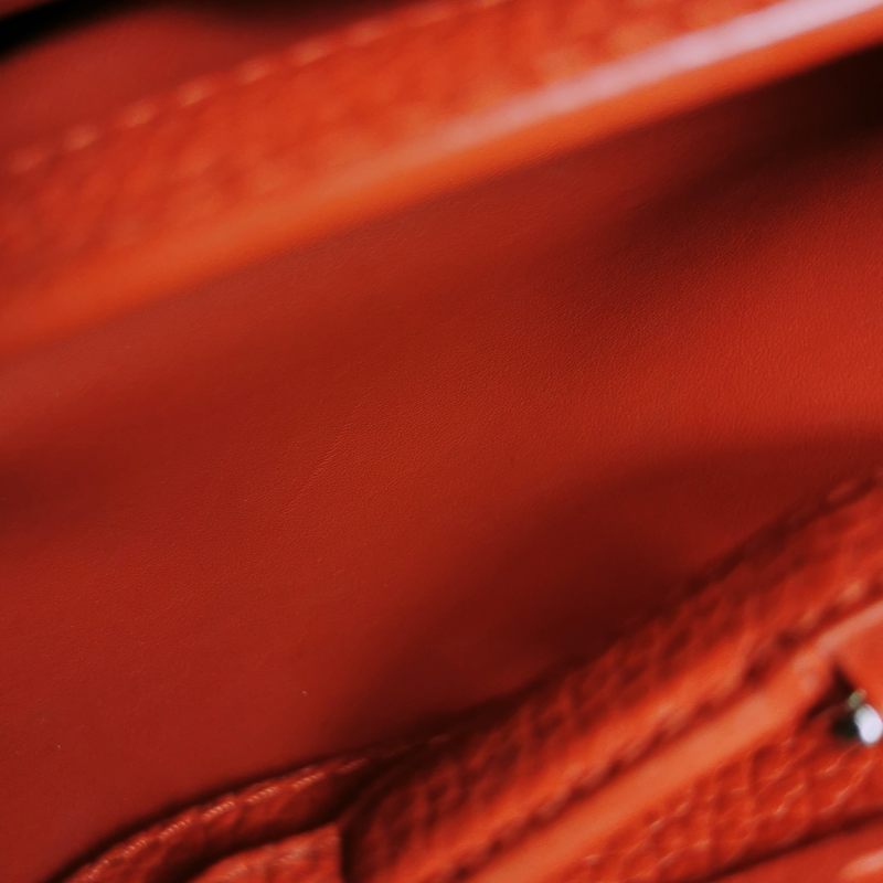 Louis Vuitton Capucines MM two-way bag Red Calfskin