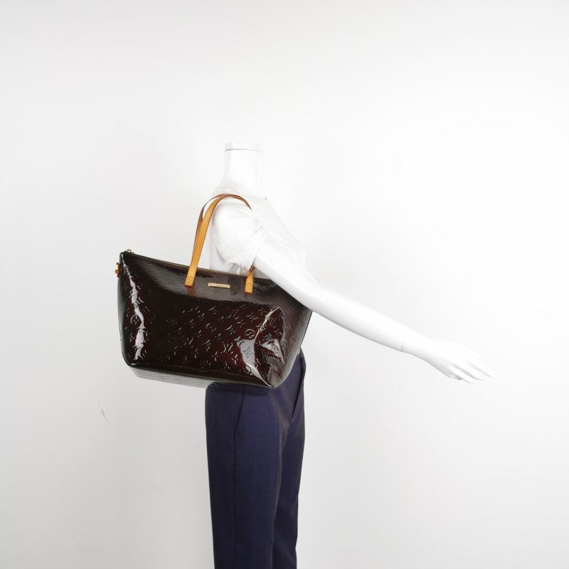 Louis Vuitton Vernis Bellevue Bag Patent Amarante