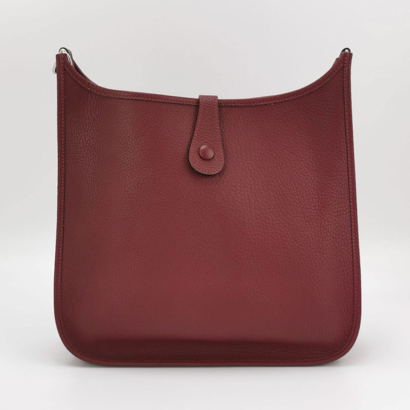 HERMÈS Evelyne 33 Bag