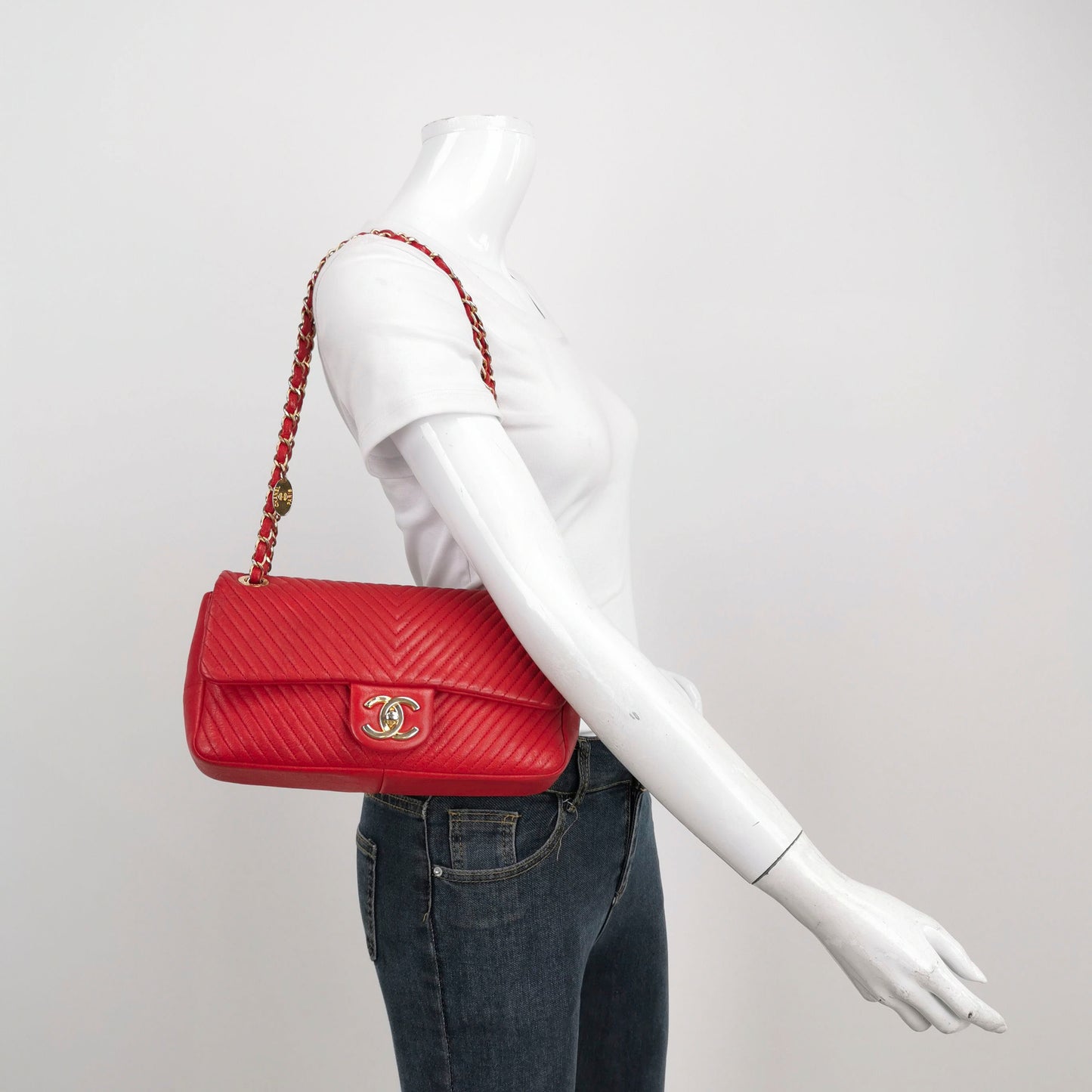 Chanel Red Chevron Quilted Lambskin Medium Classic Single Flap Bag