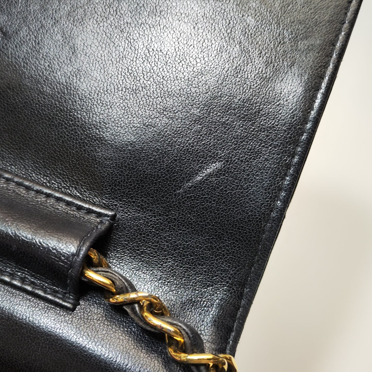 Chanel 1998 Medium Classic Flap Shoulder Bag Vintage