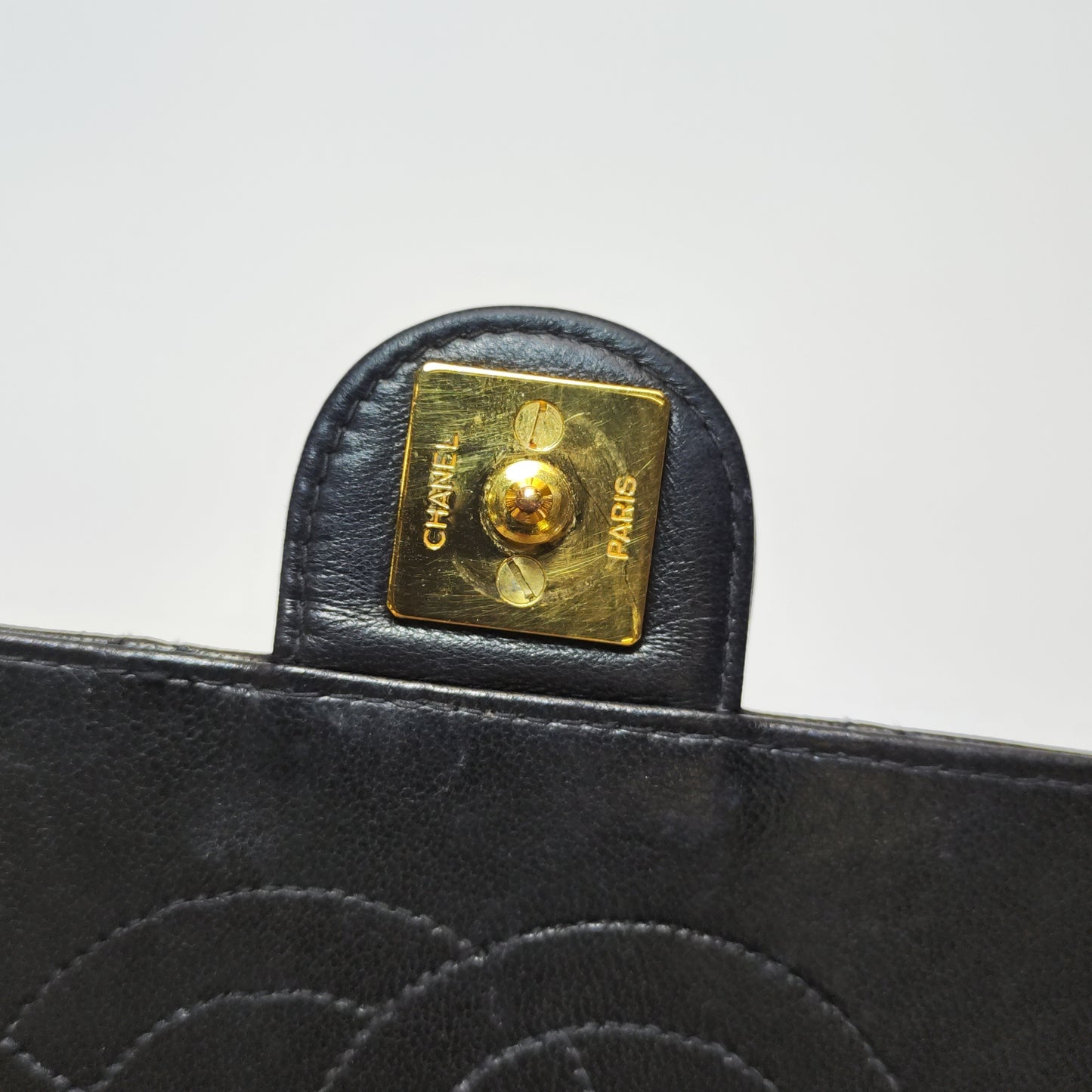 Chanel 1998 Medium Classic Flap Shoulder Bag Vintage