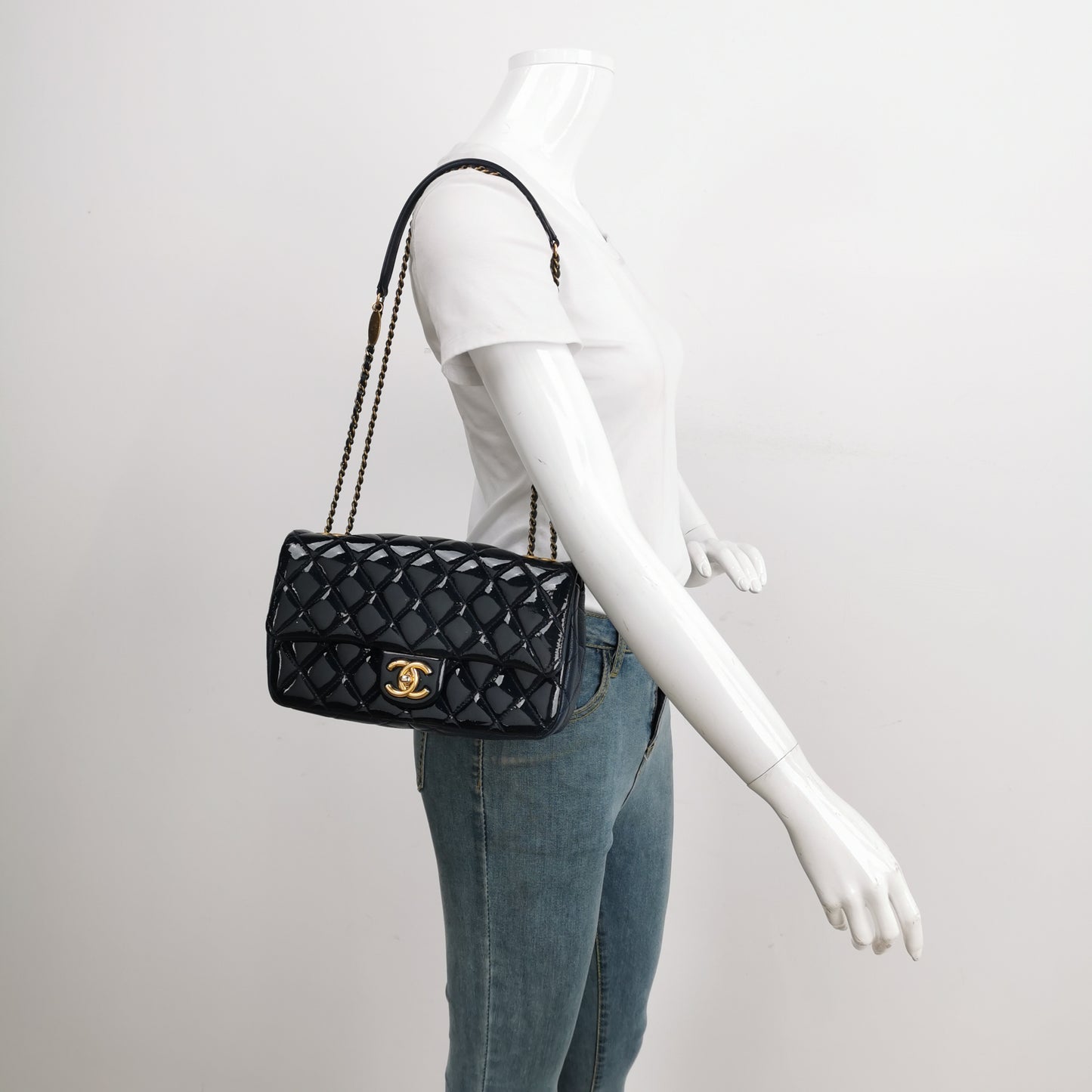Chanel CC Eyelet Flap Bag Navy Patent