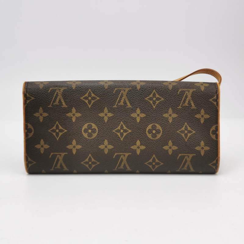 Louis Vuitton Monogram Pochette Shoulder Bag