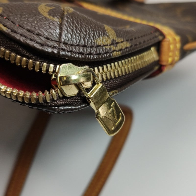 Louis Vuitton Monogram Coussin Sac GM Vintage